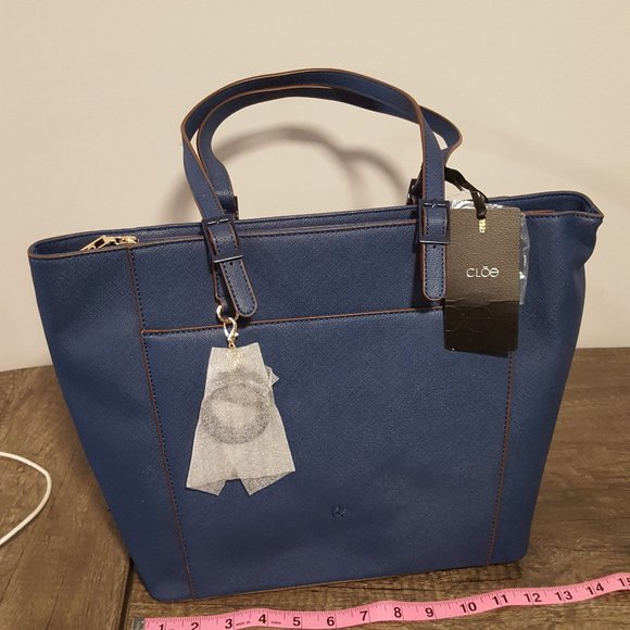 Cloe Navy Blue Shoulder Bag - Picture 1 of 5